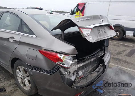 2014 Hyundai Sonata Gls z USA, uszkodzony, nr VIN 5NPEB4AC1EH938065